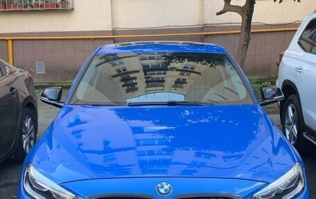 BMW 1 серия, 2020 год, 2 400 000 рублей, 1 фотография