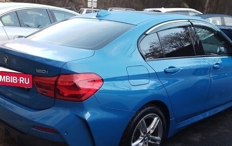 BMW 1 серия, 2020 год, 2 400 000 рублей, 4 фотография