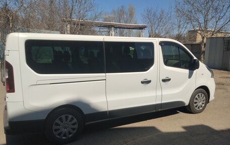 Renault Trafic, 2017 год, 2 750 000 рублей, 5 фотография