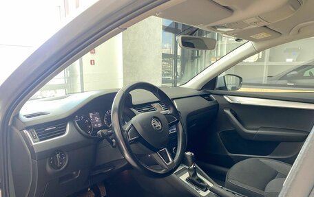 Skoda Octavia, 2017 год, 1 550 000 рублей, 10 фотография