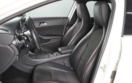 Mercedes-Benz GLA, 2015 год, 2 110 000 рублей, 10 фотография