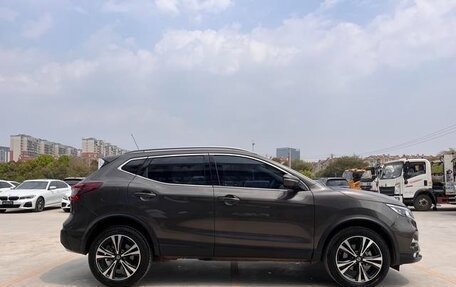Nissan Qashqai, 2021 год, 1 800 012 рублей, 2 фотография