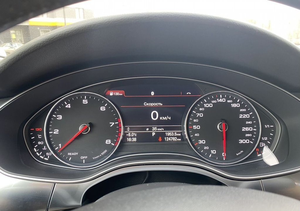 Audi A6 C7 рестайлинг, 2017 год, 2 600 000 рублей, 16 фотография