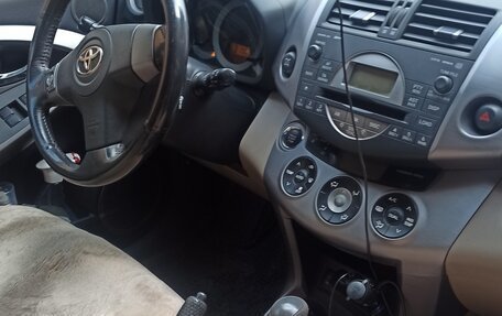 Toyota RAV4, 2006 год, 1 080 000 рублей, 9 фотография