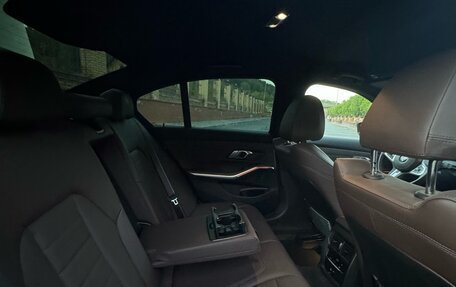 BMW 3 серия, 2022 год, 6 000 000 рублей, 10 фотография