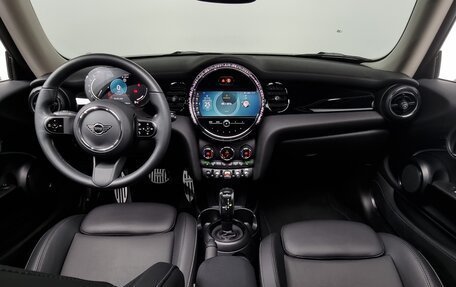 MINI Hatch, 2022 год, 1 900 012 рублей, 8 фотография