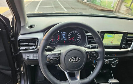 KIA Stonic, 2021 год, 1 285 009 рублей, 7 фотография