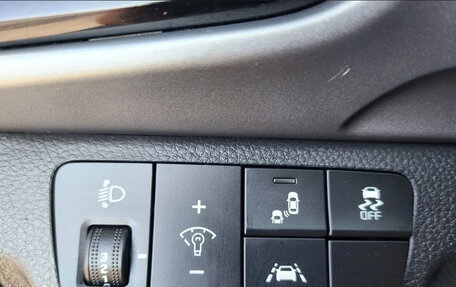 KIA Stonic, 2021 год, 1 250 009 рублей, 13 фотография