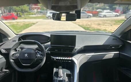 Peugeot 5008 II, 2021 год, 2 100 200 рублей, 7 фотография