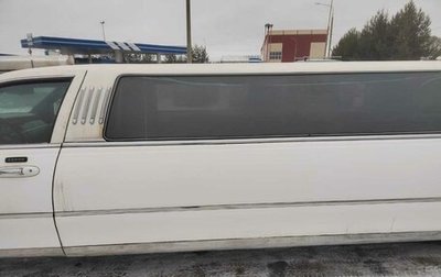 Lincoln Town Car III рестайлинг, 2003 год, 500 000 рублей, 1 фотография