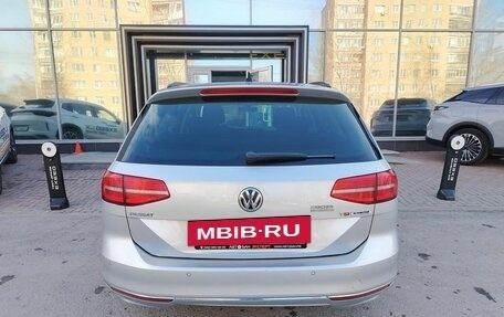 Volkswagen Passat B8 рестайлинг, 2017 год, 1 799 000 рублей, 5 фотография
