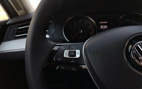 Volkswagen Passat B8 рестайлинг, 2017 год, 1 799 000 рублей, 12 фотография