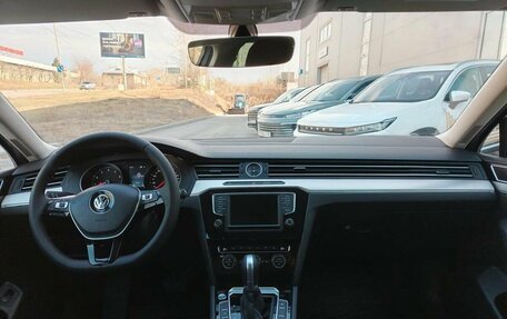 Volkswagen Passat B8 рестайлинг, 2017 год, 1 799 000 рублей, 9 фотография