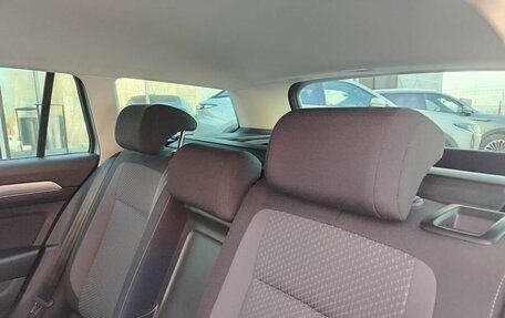 Volkswagen Passat B8 рестайлинг, 2017 год, 1 799 000 рублей, 15 фотография