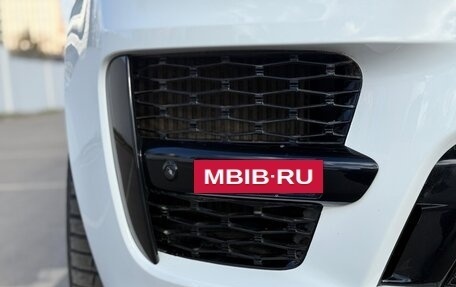 Land Rover Range Rover IV рестайлинг, 2013 год, 2 750 000 рублей, 8 фотография