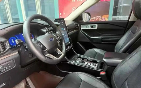 Ford Explorer VI, 2020 год, 2 850 000 рублей, 4 фотография