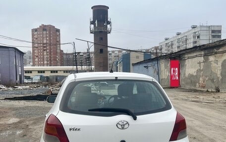 Toyota Vitz, 2010 год, 640 000 рублей, 5 фотография