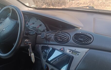 Ford Focus IV, 2001 год, 235 000 рублей, 5 фотография