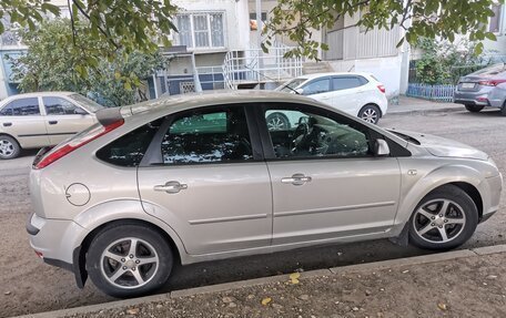 Ford Focus II рестайлинг, 2007 год, 640 000 рублей, 2 фотография