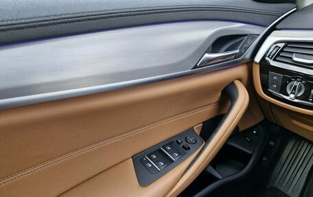 BMW 5 серия, 2019 год, 4 300 000 рублей, 18 фотография