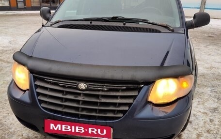 Chrysler Town & Country IV, 2004 год, 500 000 рублей, 2 фотография