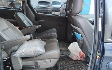 Chrysler Town & Country IV, 2004 год, 500 000 рублей, 14 фотография