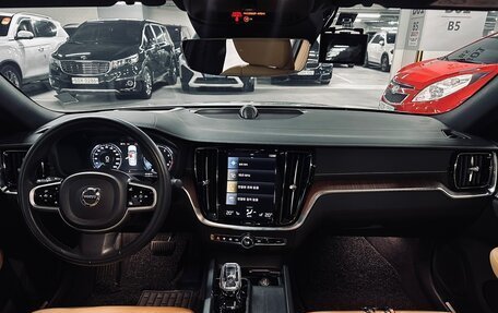 Volvo S60 III, 2021 год, 2 850 000 рублей, 7 фотография