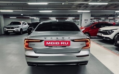 Volvo S60 III, 2021 год, 2 850 000 рублей, 4 фотография