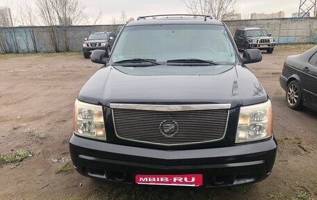 Cadillac Escalade II, 2001 год, 1 100 000 рублей, 1 фотография
