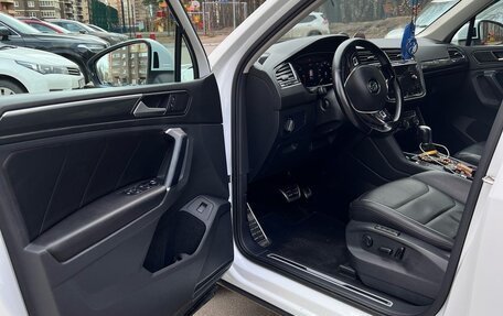 Volkswagen Tiguan II, 2018 год, 2 700 000 рублей, 7 фотография