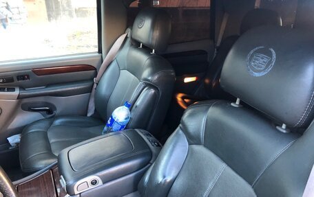 Cadillac Escalade II, 2001 год, 1 100 000 рублей, 8 фотография
