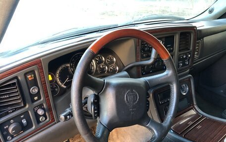 Cadillac Escalade II, 2001 год, 1 100 000 рублей, 9 фотография