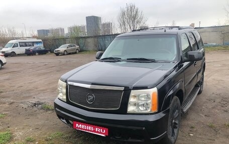 Cadillac Escalade II, 2001 год, 1 100 000 рублей, 2 фотография