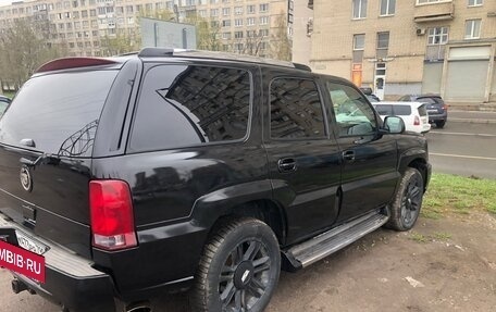 Cadillac Escalade II, 2001 год, 1 100 000 рублей, 5 фотография