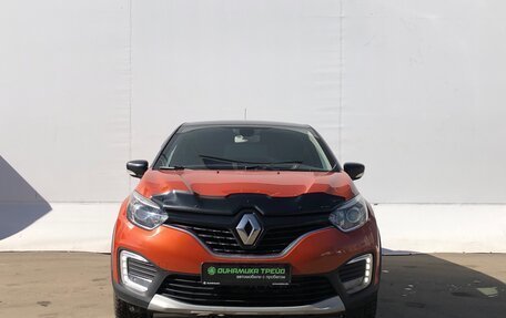 Renault Kaptur I рестайлинг, 2017 год, 1 180 000 рублей, 2 фотография