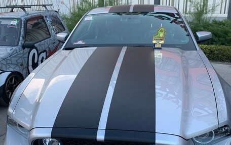Ford Mustang VI рестайлинг, 2013 год, 2 700 000 рублей, 1 фотография