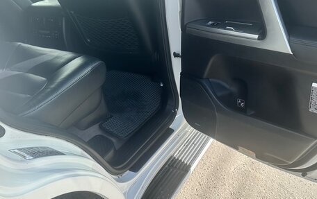 Toyota Land Cruiser 200, 2013 год, 4 200 000 рублей, 9 фотография