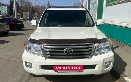 Toyota Land Cruiser 200, 2013 год, 4 200 000 рублей, 2 фотография