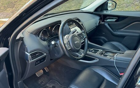 Jaguar F-Pace, 2019 год, 4 150 000 рублей, 8 фотография