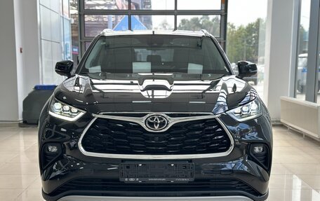 Toyota Highlander, 2025 год, 5 600 000 рублей, 2 фотография