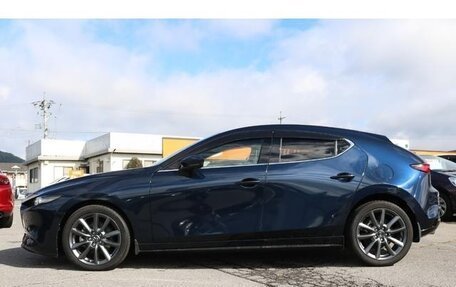 Mazda 3, 2021 год, 1 300 000 рублей, 4 фотография