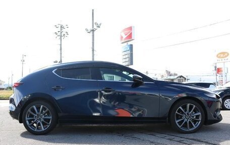 Mazda 3, 2021 год, 1 300 000 рублей, 5 фотография