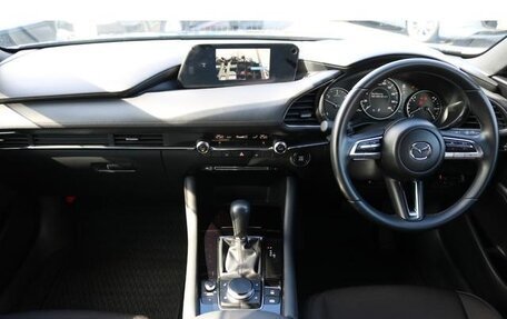 Mazda 3, 2021 год, 1 300 000 рублей, 13 фотография