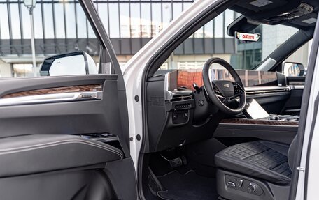 Cadillac Escalade V, 2024 год, 25 000 000 рублей, 7 фотография