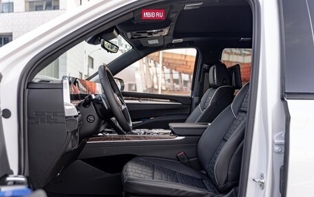 Cadillac Escalade V, 2024 год, 25 000 000 рублей, 8 фотография