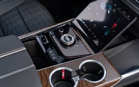 Cadillac Escalade V, 2024 год, 25 000 000 рублей, 25 фотография