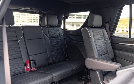 Cadillac Escalade V, 2024 год, 25 000 000 рублей, 36 фотография