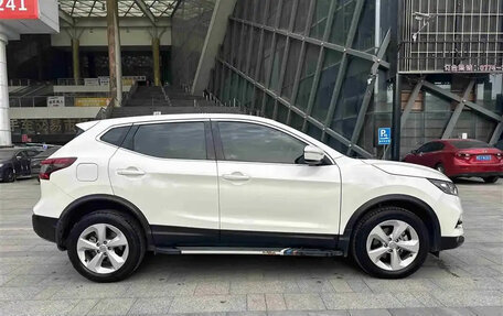 Nissan Qashqai, 2021 год, 1 790 000 рублей, 4 фотография