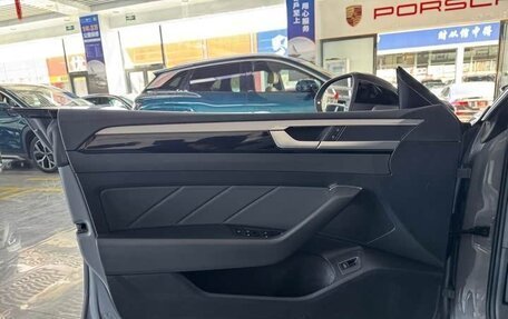 Volkswagen Passat CC, 2022 год, 2 800 000 рублей, 23 фотография