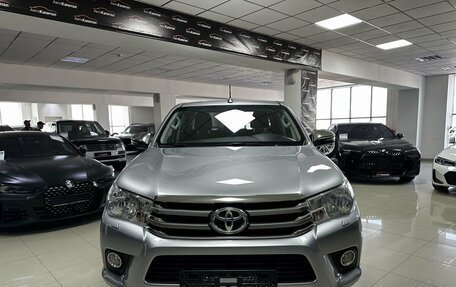 Toyota Hilux VIII, 2018 год, 3 500 000 рублей, 2 фотография